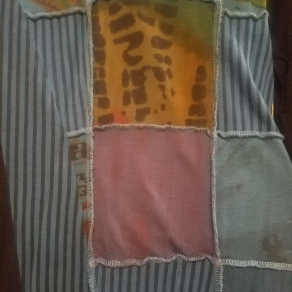 Top - Picture 4 of 5